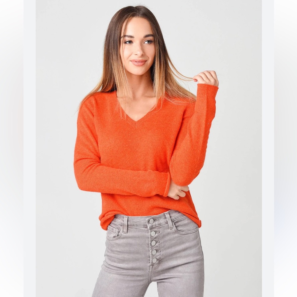 Atm Anthony Thomas Melillo Cashmere Bright Orange V-Neck Long Sleeve Sweater
